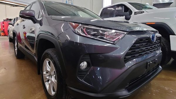 10---2022-Toyota-RAV4