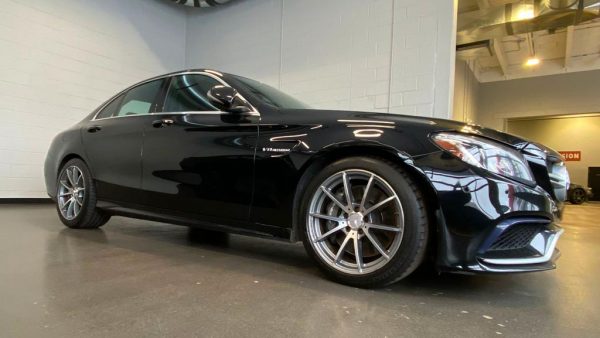 2---2016-Mercedes-Benz-E63-AMG