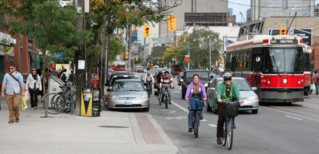 Driving In and Around Toronto What You Should Know