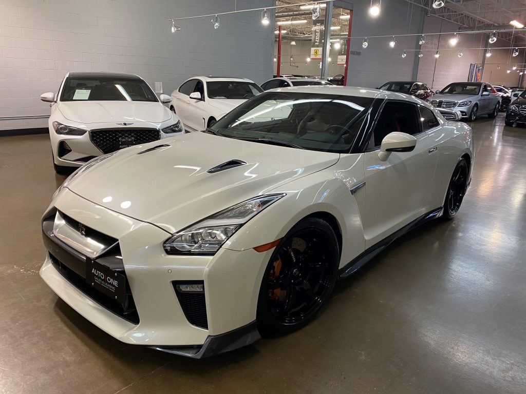 Nissan GTR