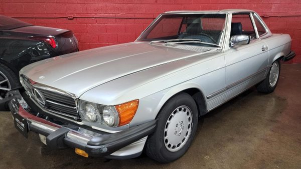 UCT11732D---1987-Mercedes-Benz-SL560
