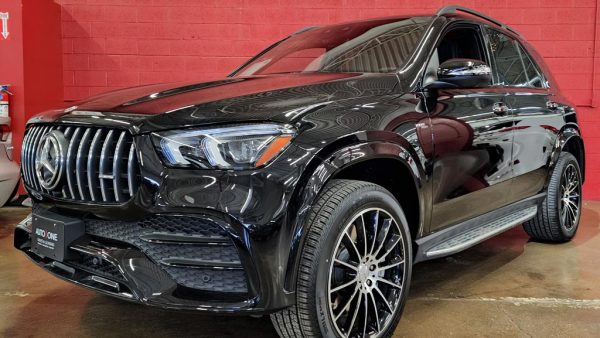 UCT11847D---2021-Mercedes-Benz-GLE53-AMG