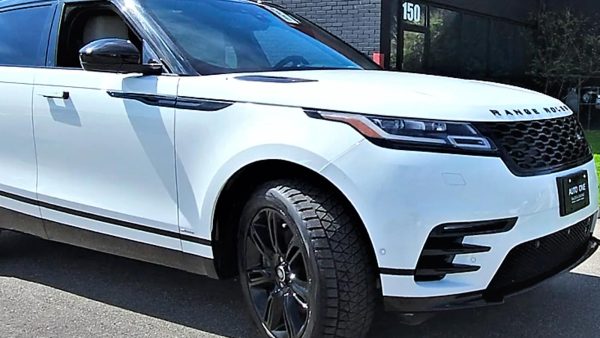 UCT40551L---2020-Range-Rover-Velar